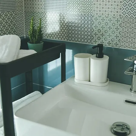 Il Cappellaio Di Erika Brovello-Carpugnino