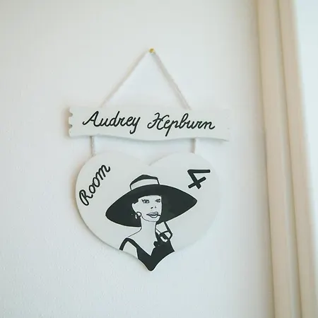 Il Cappellaio Di Erika Bed and breakfast 3*