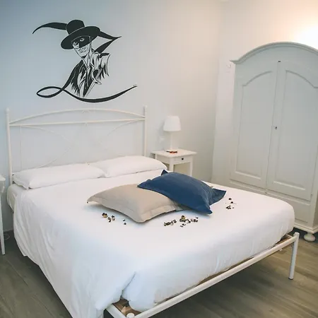 Il Cappellaio Di Erika Bed and breakfast 3*