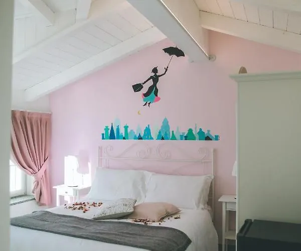 Bed & Breakfast Il Cappellaio Di Erika 3*