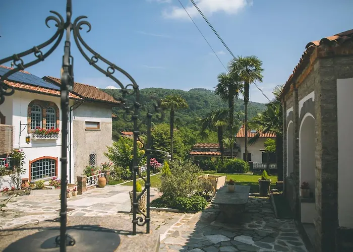 Il Cappellaio Di Erika Brovello-Carpugnino