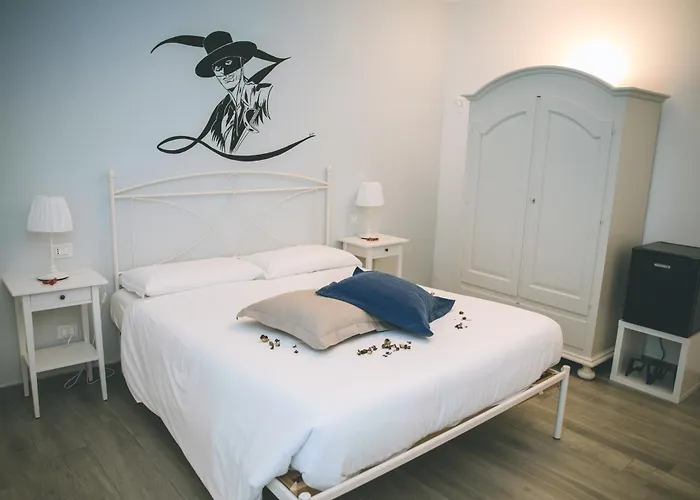 Il Cappellaio Di Erika Frühstückspension 3*